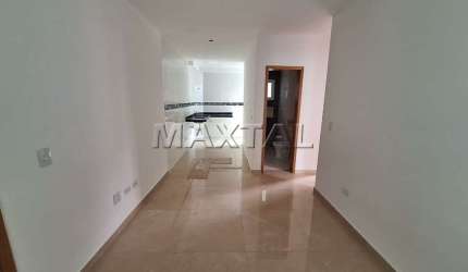 Apartamento à venda com 42m², 2 dormitórios e 1 vaga de garagem, na Vila Gustavo.
