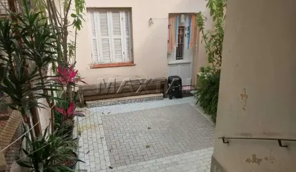 Sobrado à venda, com 2 dormitórios, 2 banheiros,1 vaga, com edícula, em Santana.