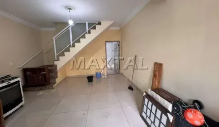 Sobrado geminado em condomínio fechado em Santana, na Alfredo Pujol, com 3 dormitórios e 2 vagas.