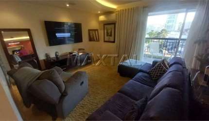 Apartamento à venda de 179m², com 4 dormitórios sendo 3 suítes e 3 vagas, em Santana