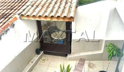 Casa Comercial para Alugar, 2 banheiros, salões, trifásico, 4 vagas, Carandiru, 500m2