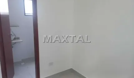 Apartamento à venda de 28m², com 1 dormitório, sala e cozinha na água Fria.