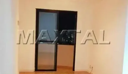 Apartamento com 2 dormitórios, sala, cozinha dois banheiros e vaga de garagem, lazer completo.