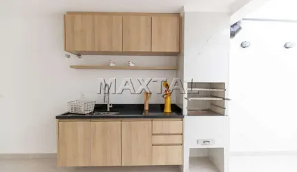Sobrado novo à venda de 140m² com 3 quartos, sendo os 3 suítes e 2 vagas, na Vila Isolina Mazzei.