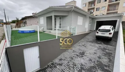 Casa à venda, 200 m² por R$ 990.000,00 - Serraria - São José/SC
