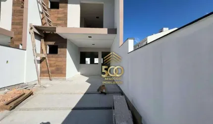 Sobrado com 2 dormitórios sendo 2 suítes com 117 m² por R$ 570.000 - Potecas - São José/SC