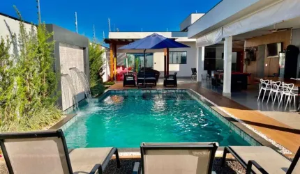 Casa com 2 dormitórios + área de lazer completa à venda, 165 m² por R$ 1.090.000 - Jardim Munique - Maringá/PR