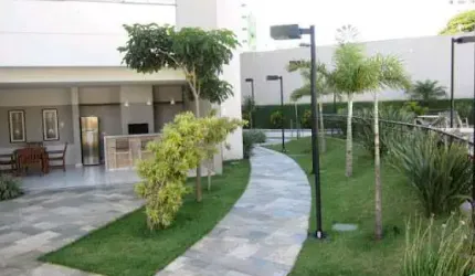 Apartamento mobiliado com 3 dormitórios sendo 01 suíte à venda, 74 m² por R$ 850.000 - Chácara Paulista - Maringá/PR