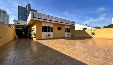 Sobrado com 4 dormitórios à venda, 490 m² por R$ 2.500.000,00 - Zona 07 - Maringá/PR