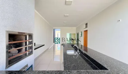Casa com 1 suíte com closet + 2 quartos, 205 m² - venda por R$ 990.000 ou aluguel por R$ 3.500 - Jardim Araucária - Maringá/PR