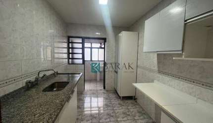 Apartamento com 3 dormitórios para alugar, 100.37m² por R$ 2.300/mês - Zona 01 - Maringá/PR