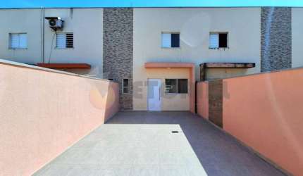 Casa à venda em Caraguatatuba, Balneário dos Golfinhos, com 2 quartos, 80m²