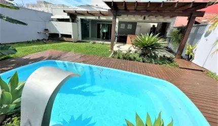 Sobrado com 4 quartos, 269m², à venda em Caraguatatuba, Pontal de Santa Marina