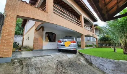 Sobrado à venda em São Sebastião, Portal da Olaria, com 4 quartos, 390m²