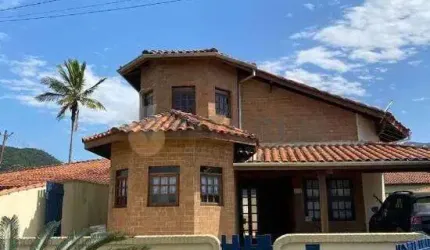 Sobrado com 3 quartos, 255m², à venda em Caraguatatuba, Capricórnio I