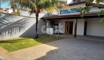Casa com 2 quartos à venda na Rua Teófilo Tavares Filho, 32, Parque Jambeiro, Campinas, 135 m2 por R$ 720.000