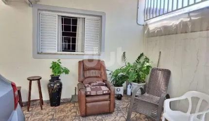 Casa com 3 quartos à venda na Rua Mineiros do Tietê, 76, Vila Pompéia, Campinas, 300 m2 por R$ 470.000
