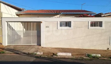 Casa com 3 quartos à venda na Rua Doutor Vicente Torregrossa, 170, Jardim García, Campinas, 200 m2 por R$ 470.000