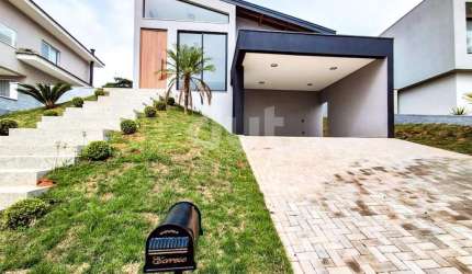 Casa em condomínio fechado com 3 quartos à venda na Rodovia Romildo Prado, Bairro Itapema, Itatiba, 193 m2 por R$ 1.900.000