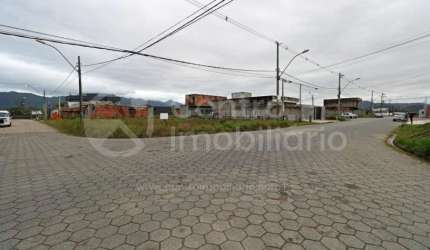 TERRENO à venda em Peruíbe, no bairro Flora Rica