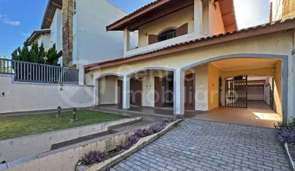 CASA à venda com 4 quartos em Peruíbe, no bairro Balneario Josedy