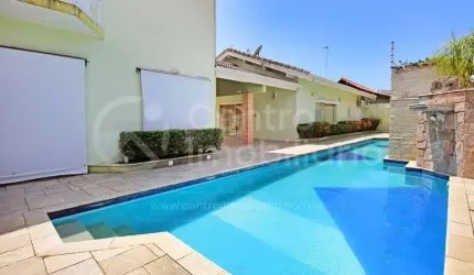 CASA à venda com piscina e 5 quartos em Peruíbe, no bairro Parque Turistico
