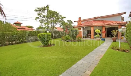 CASA à venda com 4 quartos em Peruíbe, no bairro Bougainvillee III