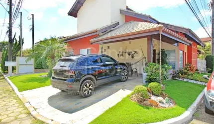 CASA à venda com piscina e 4 quartos em Peruíbe, no bairro Balneario Sambura