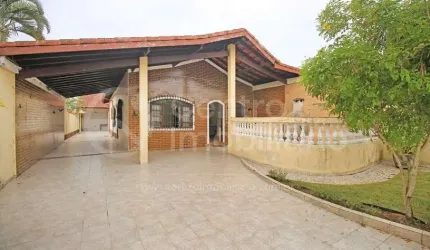 CASA à venda com 3 quartos em Peruíbe, no bairro Balneario Josedy