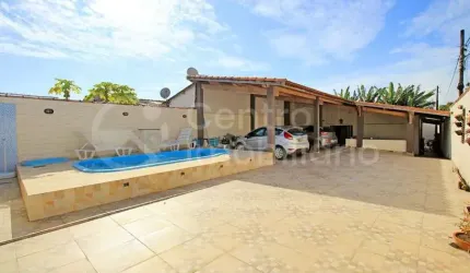 CASA à venda com piscina e 2 quartos em Peruíbe, no bairro Cidade Balneária Nova Peruíbe