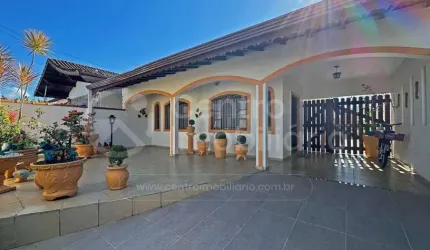 CASA à venda com 3 quartos em Peruíbe, no bairro Stella Maris