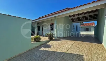 CASA à venda com 3 quartos em Peruíbe, no bairro Balneario Arpoador