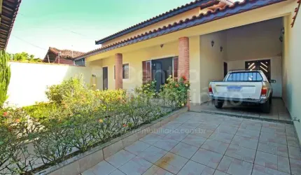 CASA à venda com 3 quartos em Peruíbe, no bairro Balneario Sao Joao Batista