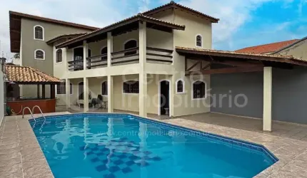 CASA à venda com piscina e 6 quartos em Peruíbe, no bairro Stella Maris