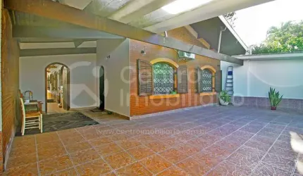 CASA à venda com 3 quartos em Peruíbe, no bairro Parque Balneario Oasis