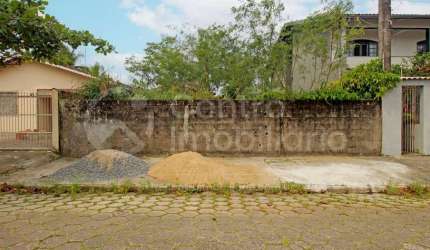 TERRENO à venda em Peruíbe, no bairro Balneario Sao Joao Batista