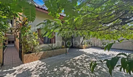 CASA à venda com 3 quartos em Peruíbe, no bairro Balneario Sao Joao Batista