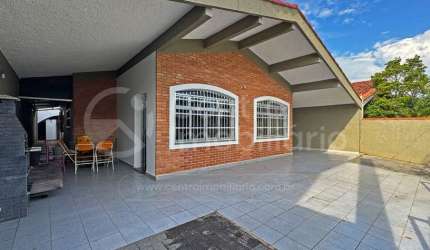 CASA à venda com 3 quartos em Peruíbe, no bairro Balneario Florida