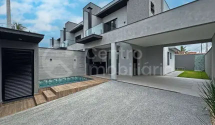 CASA à venda com 3 quartos em Peruíbe, no bairro Jardim Ribamar