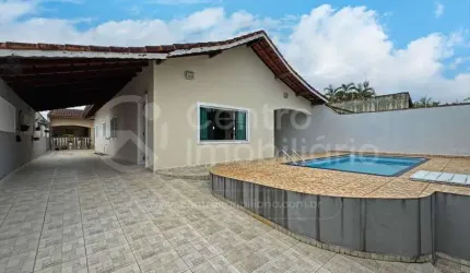 CASA à venda com piscina e 3 quartos em Peruíbe, no bairro Cidade Nova Peruíbe