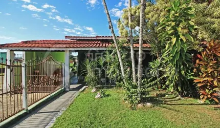 CASA à venda com 3 quartos em Peruíbe, no bairro Balneario Sao Joao Batista