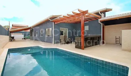 CASA à venda com piscina e 3 quartos em Peruíbe, no bairro Jardim Marcia
