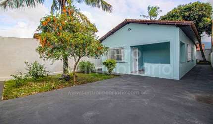 CASA à venda com 2 quartos em Peruíbe, no bairro Balneario Barra de Jangada