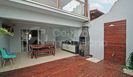 CASA à venda com 3 quartos em Peruíbe, no bairro Cidade Nova Peruíbe