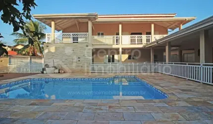 CASA à venda com piscina e 5 quartos em Peruíbe, no bairro Balneario Florida