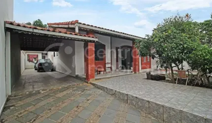CASA à venda com 2 quartos em Peruíbe, no bairro Balneario Josedy
