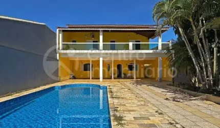 CASA à venda com piscina e 6 quartos em Peruíbe, no bairro Jardim Beira Mar