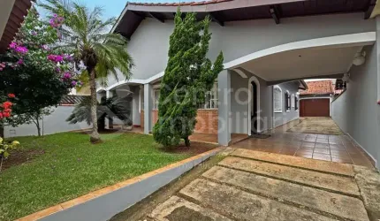CASA à venda com 3 quartos em Peruíbe, no bairro Jardim Beira Mar