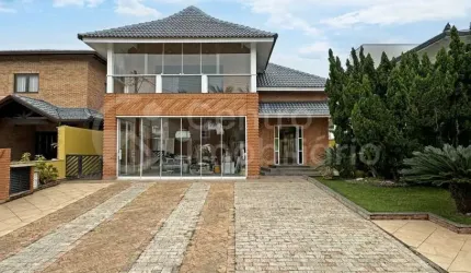 CASA à venda com piscina e 3 quartos em Peruíbe, no bairro Bougainvillee I