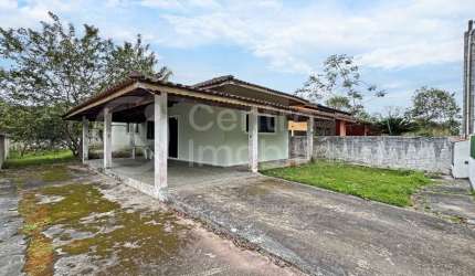 CASA à venda com 1 quartos em Peruíbe, no bairro Jardim Sao Luiz
